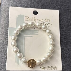 The Royal Standard Pearl Bracelet with Gold Cross